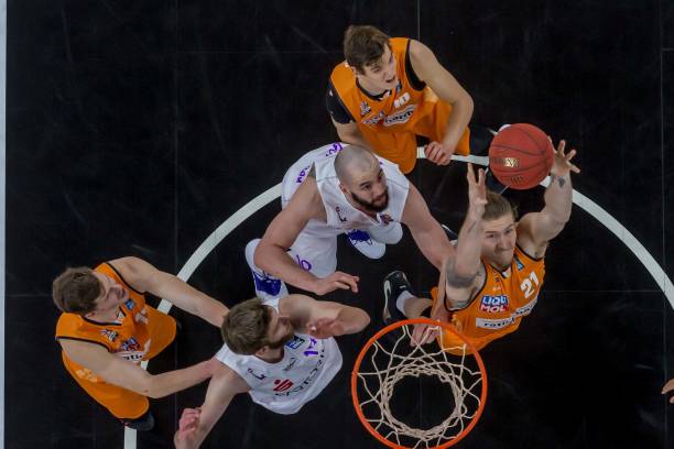 绝对焦点 绝对焦点