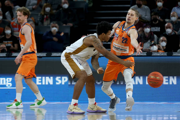 坛的传统劲 坛的传统劲