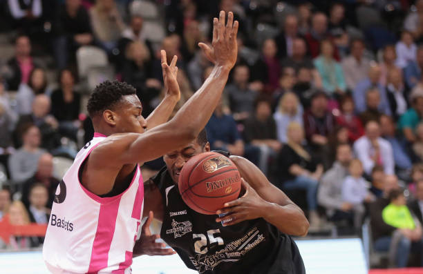 现出了出色 现出了出色