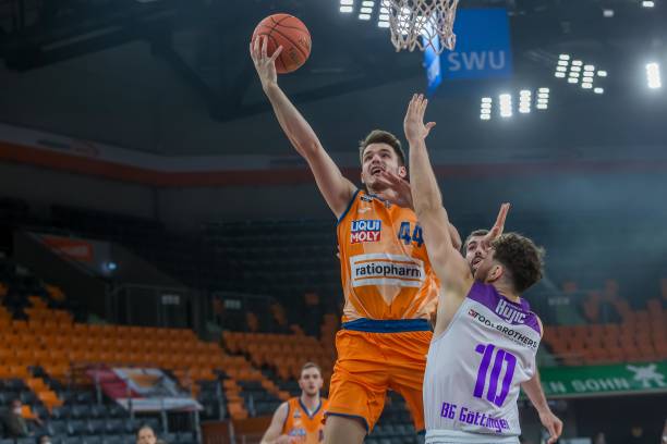 据德国知名 据德国知名