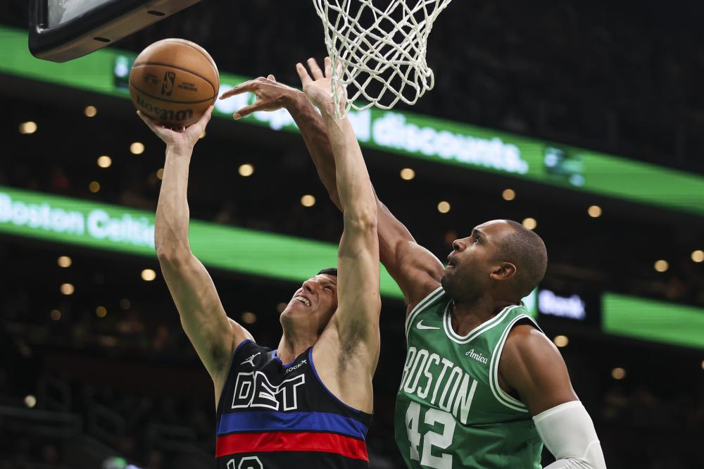 何依据比赛 何依据比赛